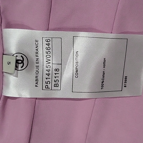 Chanel vest - Picture 2 of 4